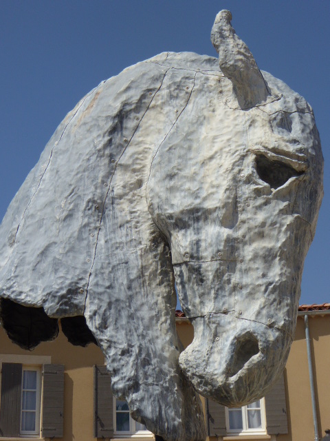 Miramas horse sculpture