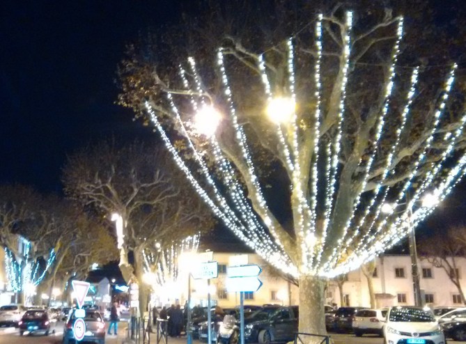 Twinkly Place de la Rep
